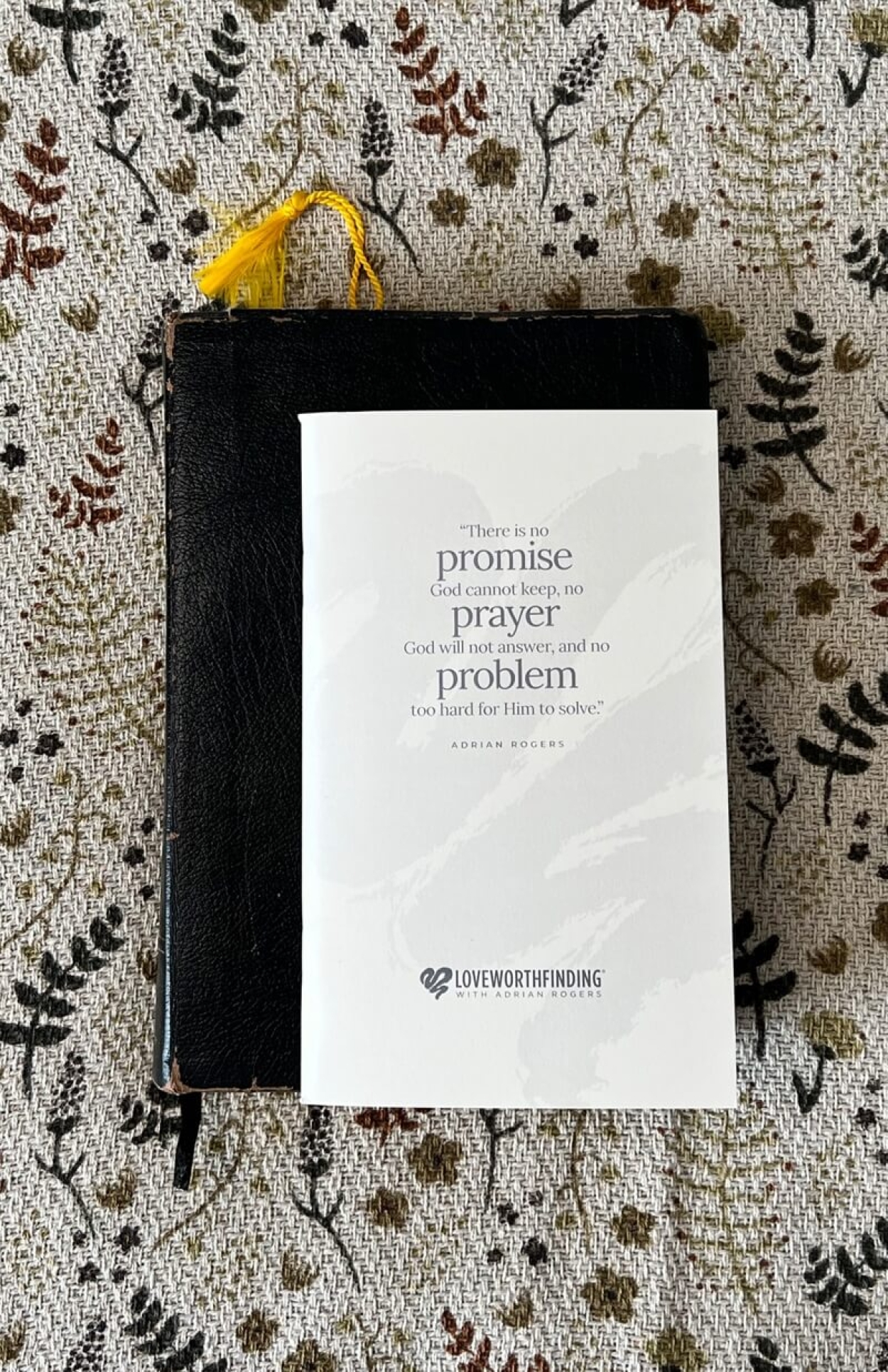 Jo1g gods promises journal FLAT LAY